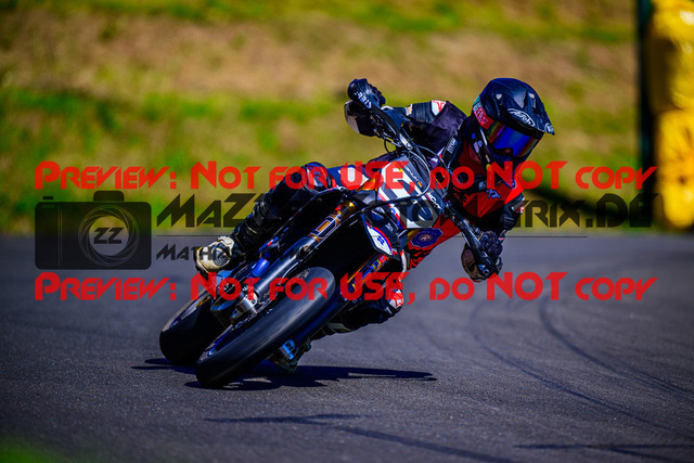 MaZZes_FotoMatrix_240816_6007705_8580 | UE40