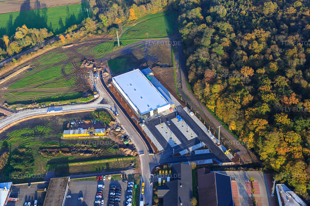 Luftbild: ALDI und EDEKA in der Lauterburger Straße in Kandel im Bundesland Rheinland-Pfalz in Deutschland. Foto: IMG_075761.jpg vom 01.11.2014 durch Werner Riehm/FLY-FOTO.de
