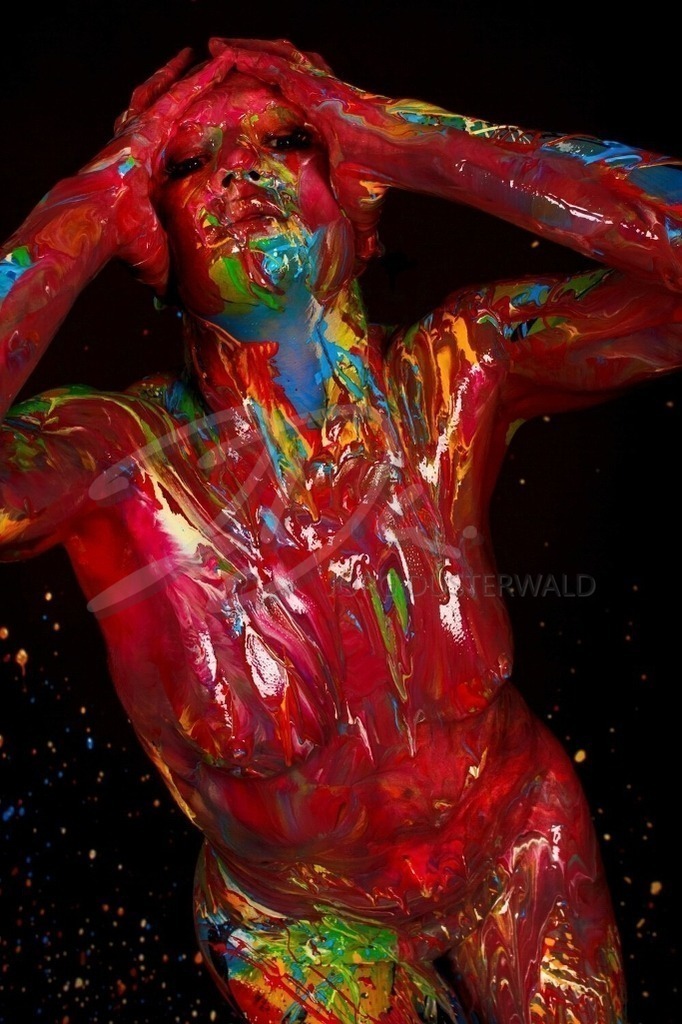 BodyArt-COLOURMIXSPLASH_8505 | #010 | Modell: Christina | Foto: Frank Schneider - Realisiert mit Pictrs.com