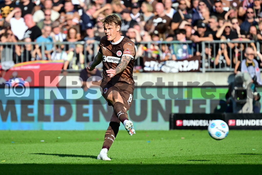 KBS Picture_FCStPauli-Heidenheim_049 | Smith Eric (St.Pauli) ,Sportplatz :  Millerntor Stadion, - Realisiert mit Pictrs.com