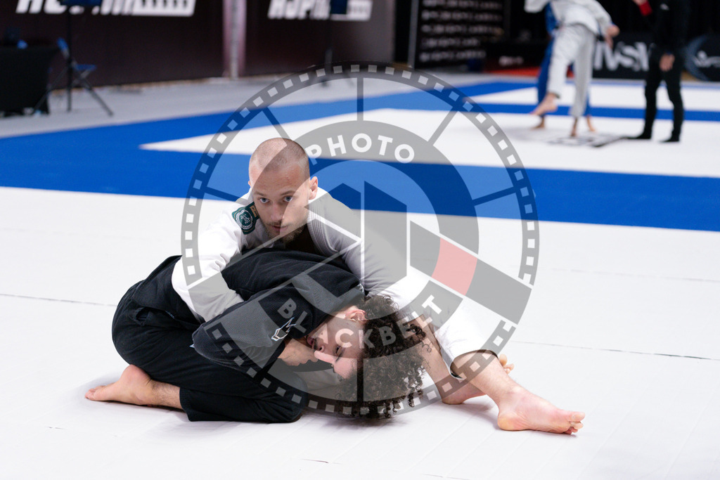 20241013PBB5478 | Athletes compete during the AJP Tour Europe Continental Jiu-Jitsu Amateurs & Masters Championship on October 13, 2024 in Almere near Amsterdam, Netherlands. © Chiara Dazi / photoblackbelt