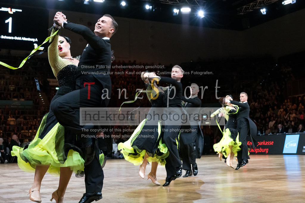 20241109_DM-Formationen_5460 | Tanzsportbilder, Standardtanz, Lateintanz, WDSF, DTV, LTVB, dancecomp, goc, hessen tanzt, blaues band der spree, walzer, tango, wiener walzer, slowfox, quickstepp, samba, rumba, cha-cha-cha, paso doble. jive, hd-kroft photography, turniertanzsport