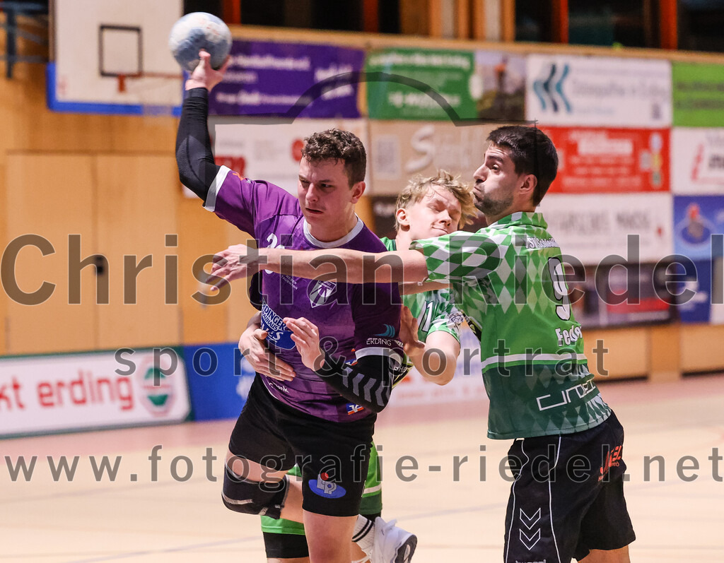 2025-03-15_080_SpVgg_Altenerding_gegen_TSV_Schleissheim | Erding, Deutschland, 15.03.2025:Handball, Bezirksoberliga Männer 2024 / 2025, 18. Spieltag, SpVgg Altenerding gegen TSV Schleißheim, Endergebnis: 32:27Foto: Christian Riedel / fotografie-riedel.net