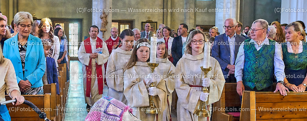 ALP0579_PfarrFirmung Wieselburg_Einzug | (C)FotoLois.com, Alois Spandl, Firmung in der Pfarrkirche Wieselburg mit Generalvikar Dr. Christoph Weiss, Dechant Pfarrer Daniel Kostrzycki und Monignore Franz Dammerer, Sa 15. Juni 2024.