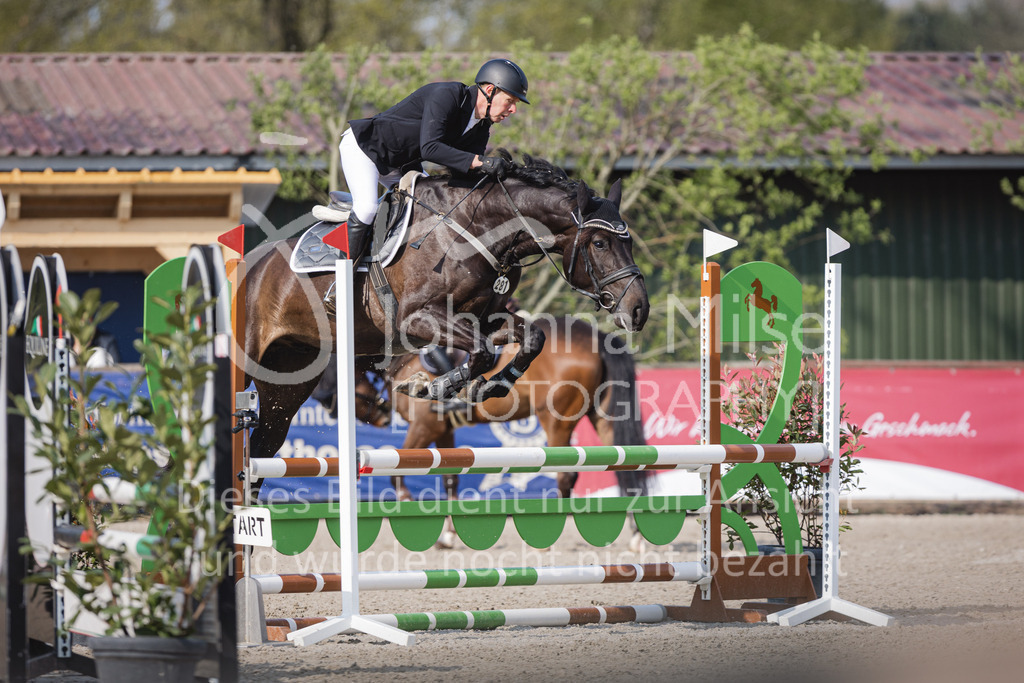 220426_Mühlen_SprPfA1-120 | Late Entry Mühlen
26.04.2022
01 Springpferde-A* 4-6j