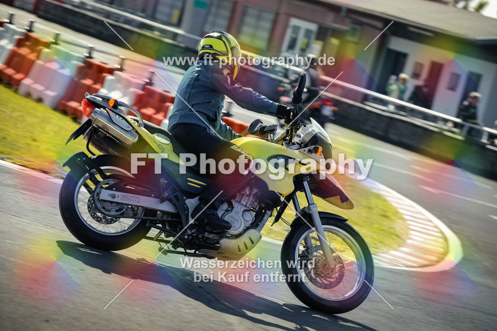 OBK_Mai_Martina_Markus-10269 | Hier findet Ihr Bilder von Touristenfahrten auf der Nürburgring Nordschleife oder von anderen Veranstaltungen die ich besucht habe. Viel Spass beim Durch Schauen 