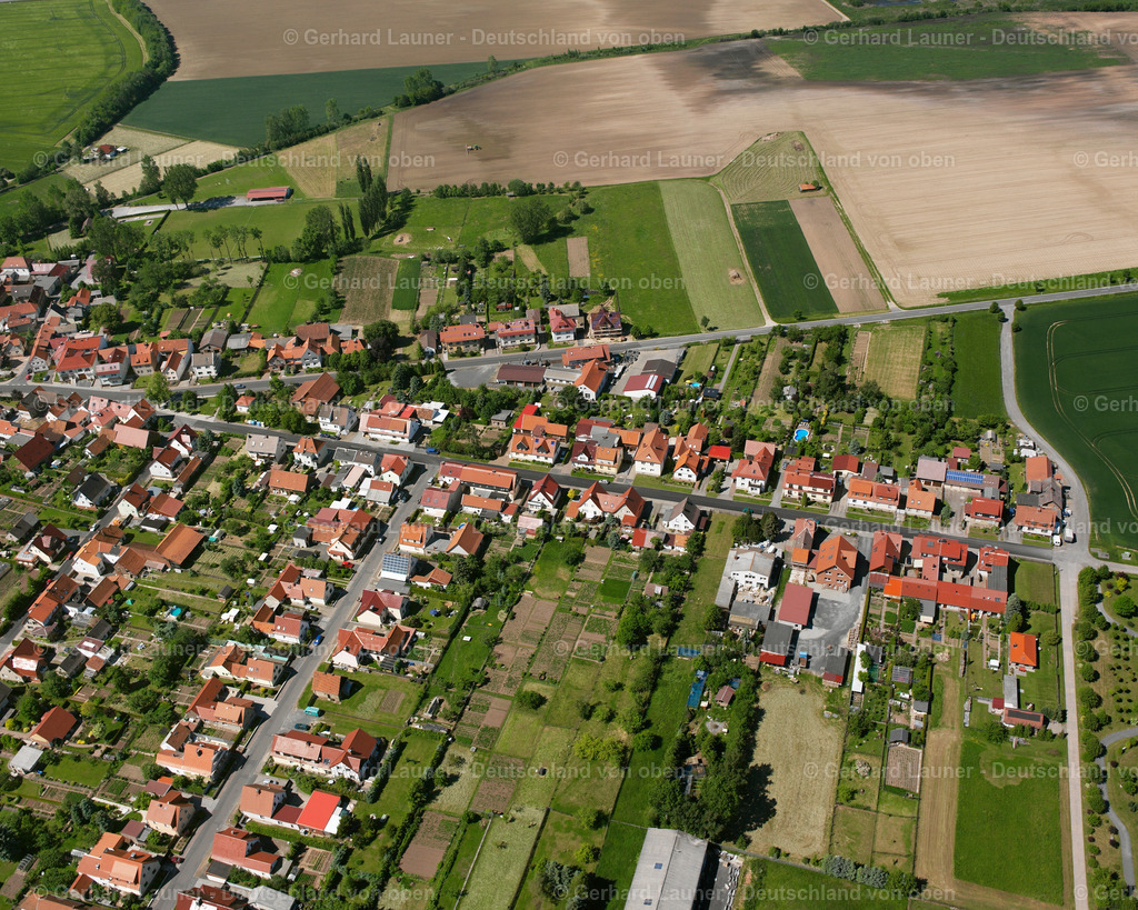 2634451 | GERNRODE 09.06.2006 Wohngebiet einer Einfamilienhaus- Siedlung  in Gernrode im Bundesland Thüringen, Deutschland // Single-family residential area of settlement  in Gernrode in the state Thuringia, Germany Foto: Gerhard Launer