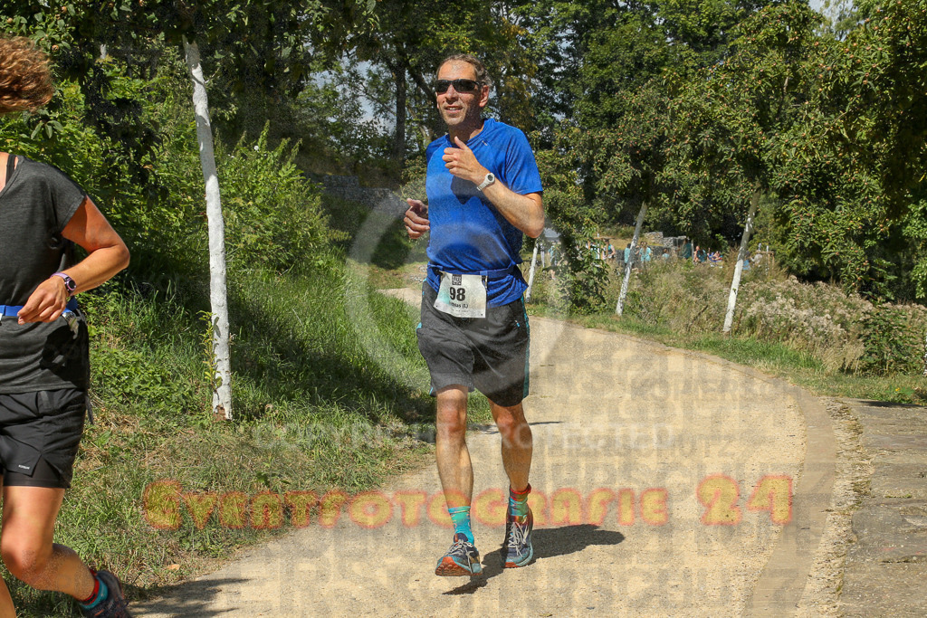 250824_1232_EX1_9661 | Sportfotografie im Rhein-Sieg Kreis, Köln, Bonn, NRW, Rheinland Pfalz, Hessen, etc. Unser Tätigkeitsfeld umfasst den Laufsport vom Volkslauf über den Marathon, Duathlon, Triathon bis zum Ultralauf wie Kölnpfad Ultra oder Schindertrail.
