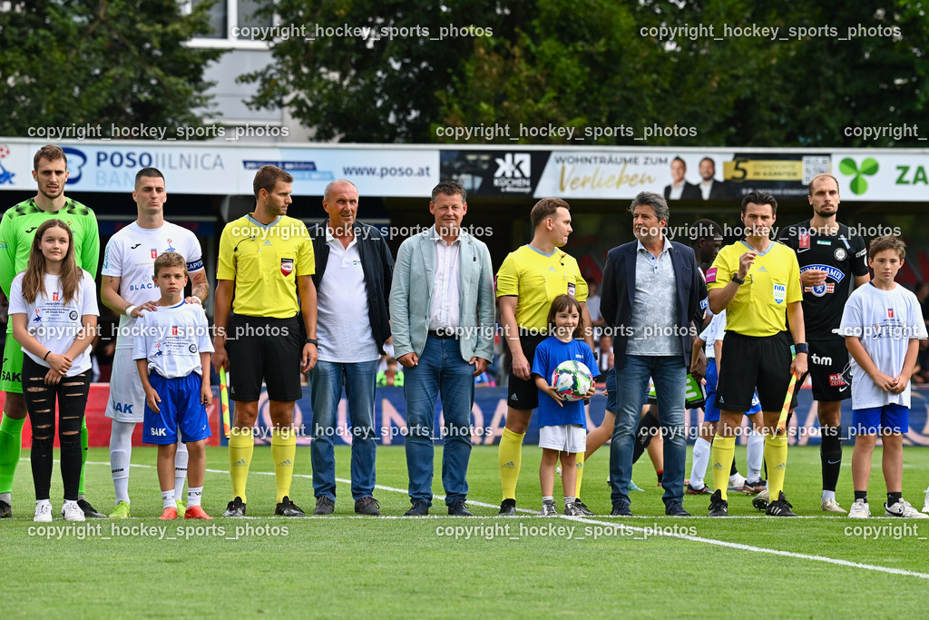 SAK vs. SK Sturm 22.7.2023 | Einlauf SAK gegen Sturm Graz, #1 Kristian Kondic, #24 Zoran Vukovic, Diesenberger Mario, Klagenfurter Bürgermeister Christian Scheider, Untergasser Achim, Brandner Roland, Referees, #4 Jon Gorenc Stankovic