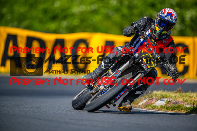 MaZZes_FotoMatrix_220528_3366 | Fotograf Mathias Schmid
Sportfotograf,
Eventfotograf,
Hochzeitsfotograf,
Portraitfotograf