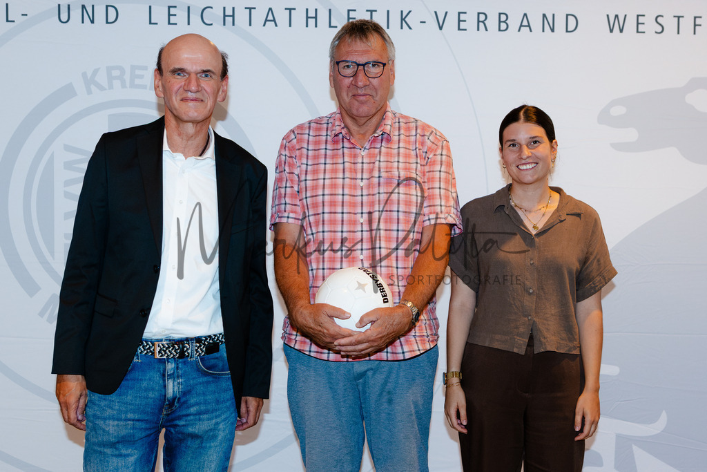20260702-kreisfußballkonferenz-0087 | Das ist die Fotodatenbank für authentische Sportfotografie aus Münster: Markus Paletta fotografiert Teams, Sportler:innen, Kinder, Events & Unternehmen. - Realisiert mit Pictrs.com