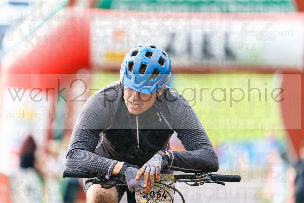 RennsteigRIDE Zieleinlaufbilder | Zieleinlauf RIDE 23