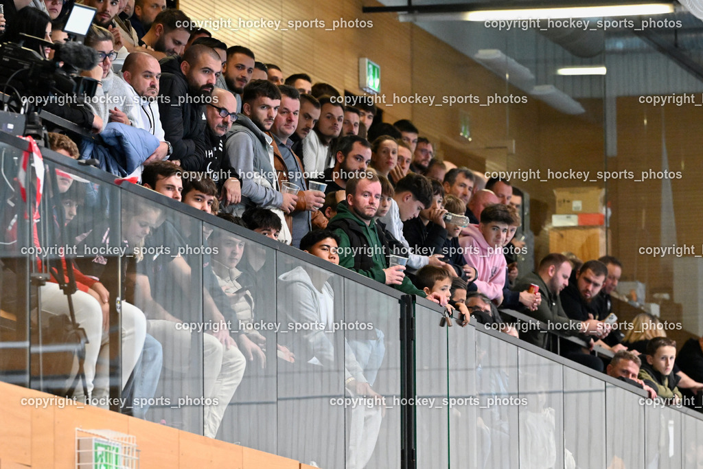 Carinthia Flamengo Futsal Club vs. FC Ljuti Krajisnici | Besucher Ballspielhalle Viktring, Carinthia Flamengo Futsal Club vs. FC Ljuti Krajisnici, Carinthia Flamengo Fusal Club vs. FC Ljuti Krajisnici am 12.10.2025 in Klagenfurt (Ballspielhalle Viktring), Austria, (Photo by Bernd Stefan)