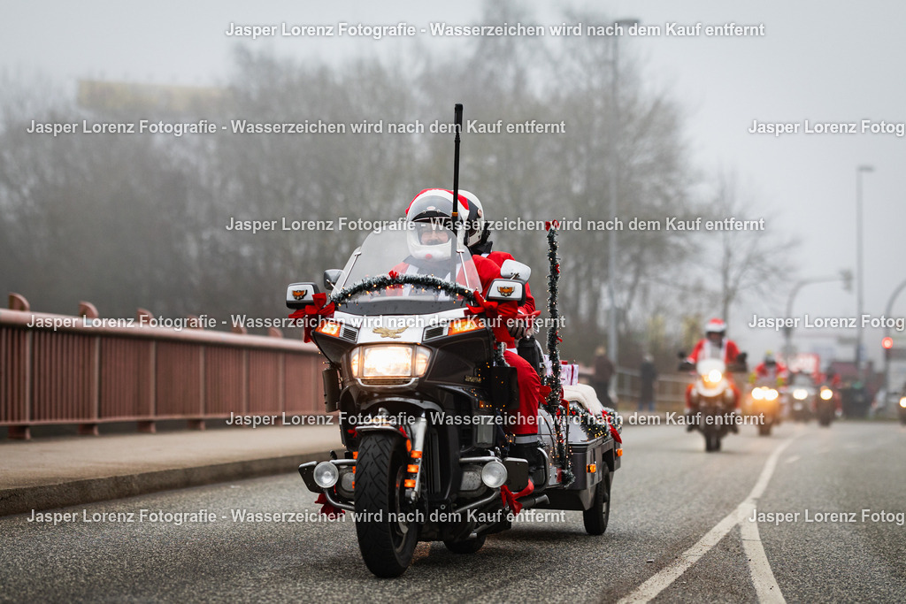 X-Mas Ride I Kiel I 2025 | Jasper Lorenz Fotografie - Realisiert mit Pictrs.com