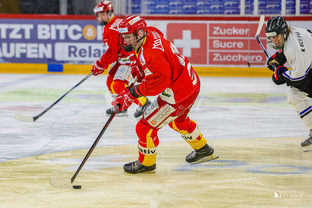 EHCB Spirit vs HCFG_wb-8238 | Sportbilder, Sportfotograf, Hochzeits- und Eventfotografin, Flugshows, Portraits und Tiershooting, Aviation, Downhill, Nationalleague, Swissleague, International