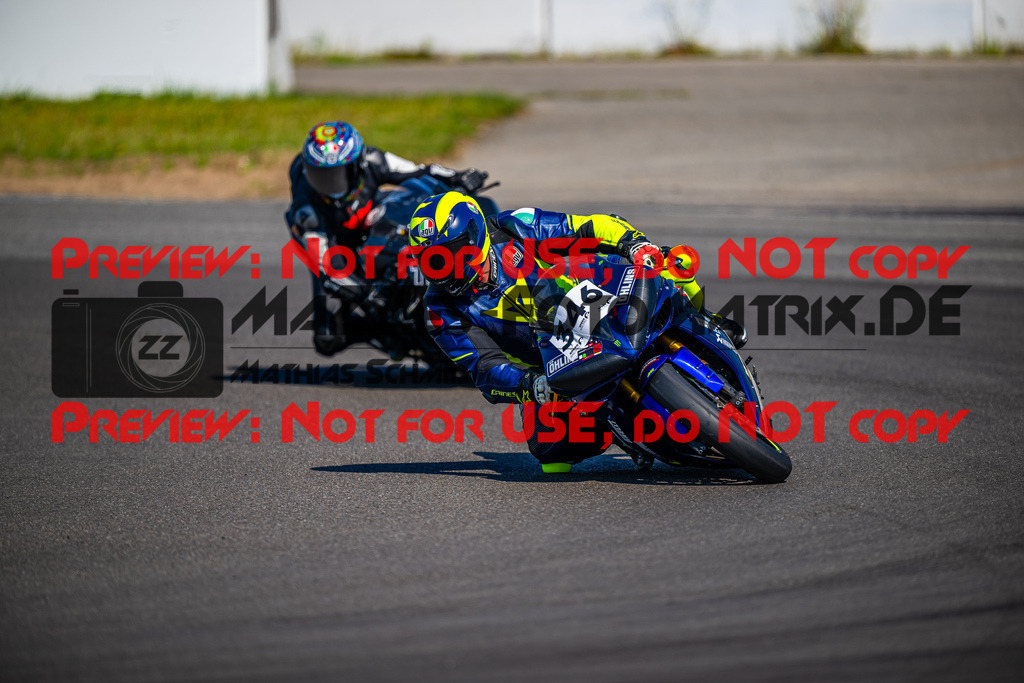 MaZZes_FotoMatrix_240520_6021986_6481 | ROT