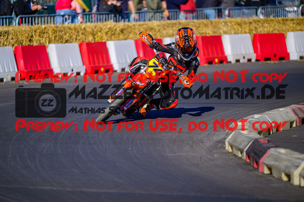 MaZZes_Fotomatrix_20241005_6021986_2811 | JUNIOR