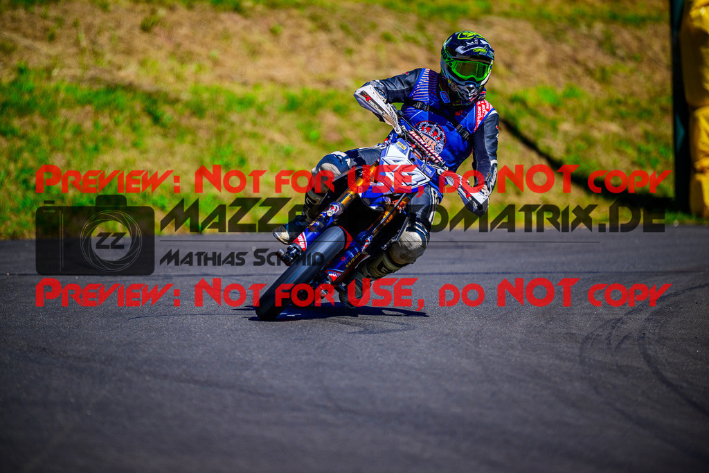 MaZZes_FotoMatrix_240816_6007705_9197 | UE40