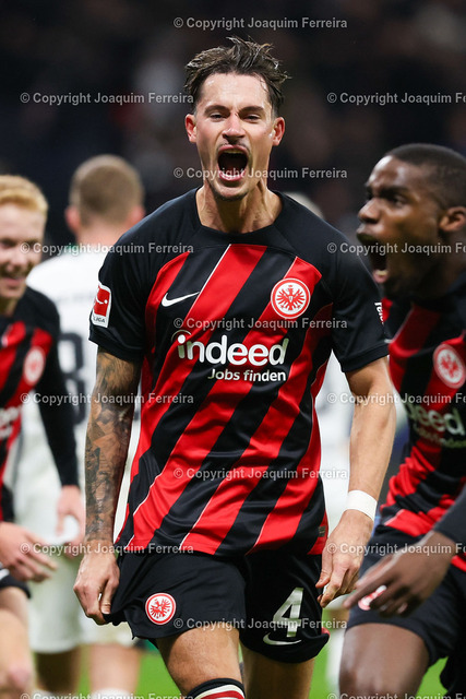 2023.12.20_sge_3699-2 | 20.12.2023 Fussball 1.Bundesliga 16.Spieltag Eintracht Frankfurt - Borussia Mönchengladbach v.l., - Realisiert mit Pictrs.com