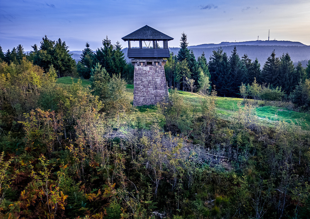 MPI_Sehenswürdigkeiten_0010 | Mehliskopfturm bei Bühlertal - Realisiert mit Pictrs.com