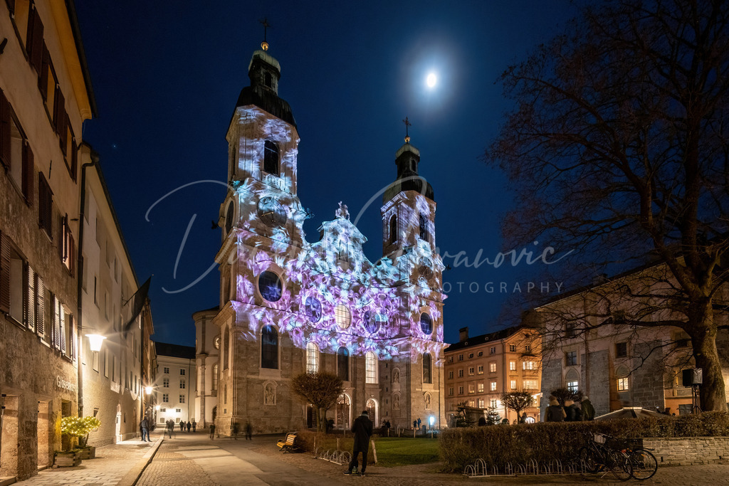 Bergsilvester | Fassadenmapping Dom Sankt Jakob