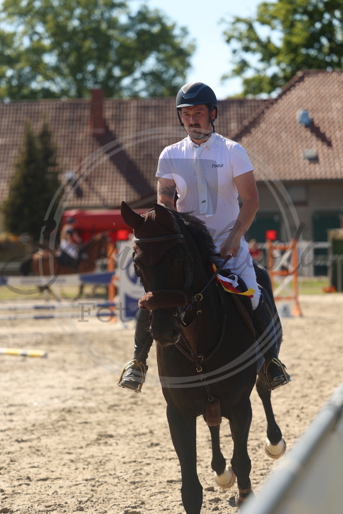 994A6083 | sabrinanicolaifotografie - Realisiert mit Pictrs.com