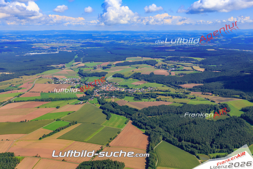 Die Luftaufnahme der Stadt Kohlberg wurde 2017 vom Flugzeug heraus erstellt ( keine Drohne )- hohe Auflösung für beste Qualität