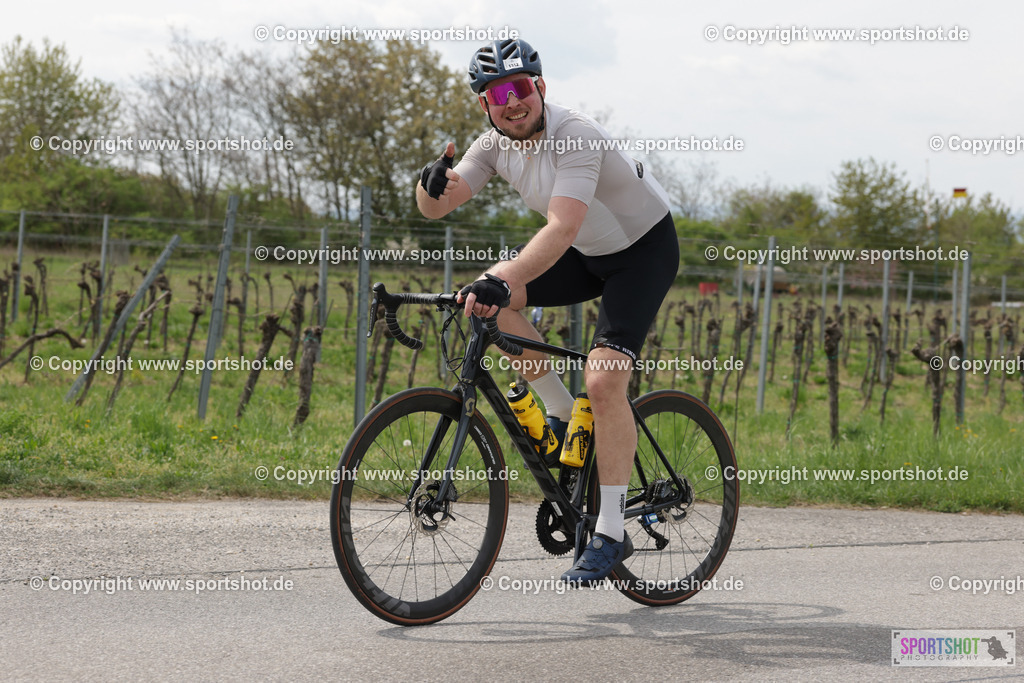 368A5025 | Neusiedlersee Radmarathon 2026@sportshot_your_pictrs #yourpictures#roadtowm2029 #nrm #neusiedlerseeradmarathon #neusiedlersee #neusiedlerseetourismus #burgenland #mörbisch #nrm26 #burgenlandtourismus #voglundco #poweredbyburgenlandtourismus #radsport #rad #marathon #ucigranfondo #visitburgenland #ucigranfondoworldseries