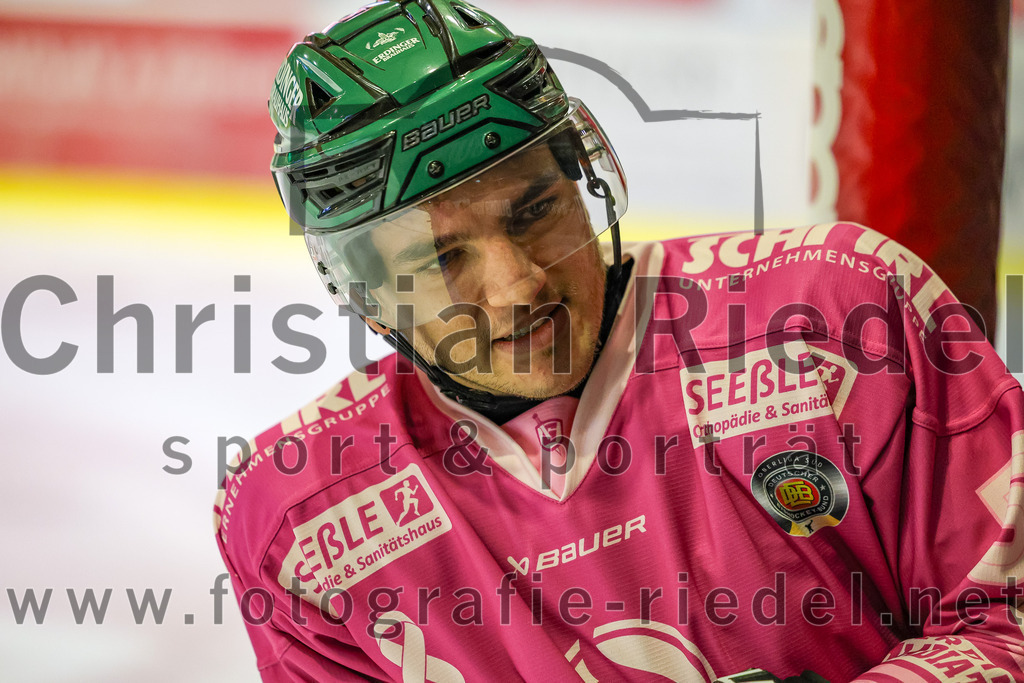 2025-10-28_116_TSV_Erding_gegen_Toelzer_Loewen | Erding, Deutschland, 28.10.2025:Eishockey, Oberliga Süd 2025 / 2026, 13. Spieltag, TSV Erding gegen Tölzer Löwen, Endergebnis: 2:5Paul Wallek (Erding Gladiators, #44)Foto: Christian Riedel / fotografie-riedel.net