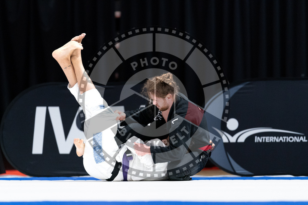 20241012PBB2527 | Athletes compete during the AJP Tour Europe Continental Jiu-Jitsu Professional Championship on October 12, 2024 in Almere near Amsterdam, Netherlands. © Chiara Dazi / photoblackbelt