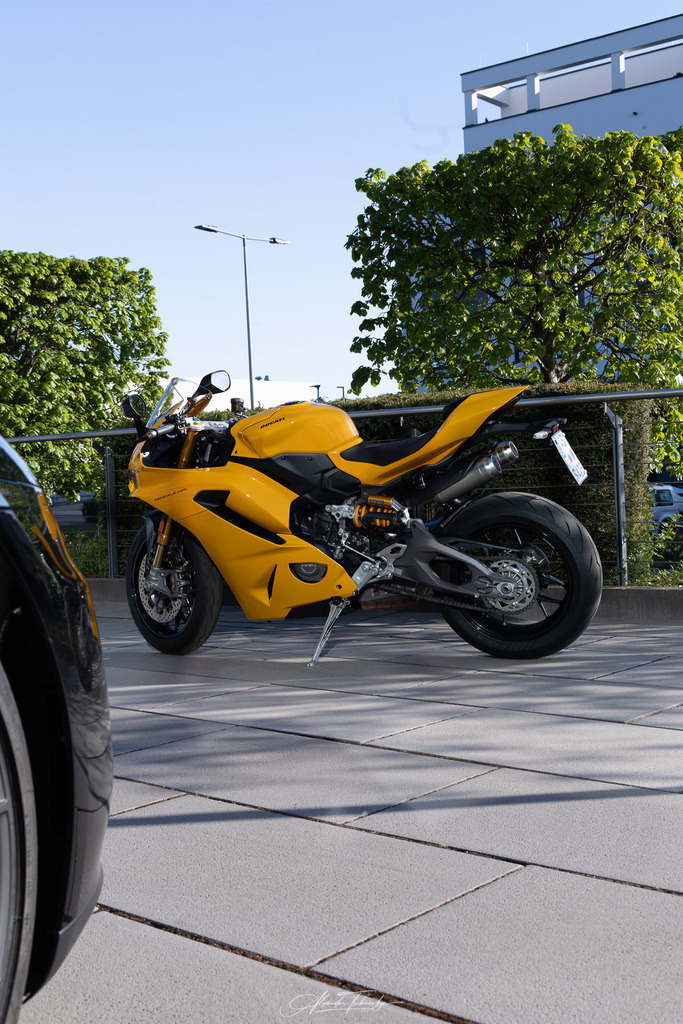 Ducati Panigake V2S | Entdecken Sie die faszinierende Welt von Alexander Tschuncky Arts: Kreative Fotografie, atemberaubende Automobilkunst und hochwertiger Bilderdruck. Lassen Sie sich inspirieren! - Realisiert mit Pictrs.com