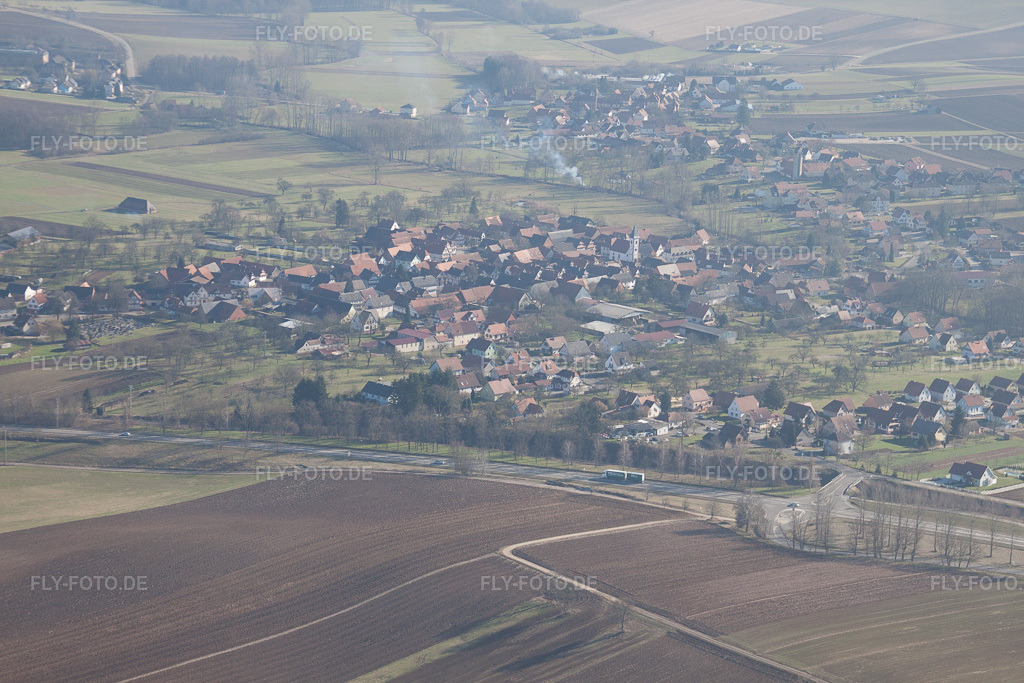 Luftbild: Ortsansicht in Schœnenbourg im Bundesland Bas-Rhin in Frankreich. Foto: IMG_37464.jpg vom 07.02.2011 durch Werner Riehm/FLY-FOTO.de