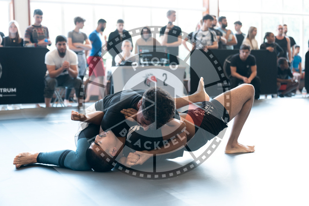 20250628PBB1477 | Athletes compete during the ILLCS X, International Luta Livre Championship Summer Edition on June 28, 2025 in Hannover, Germany. © Chiara Dazi / photoblackbelt