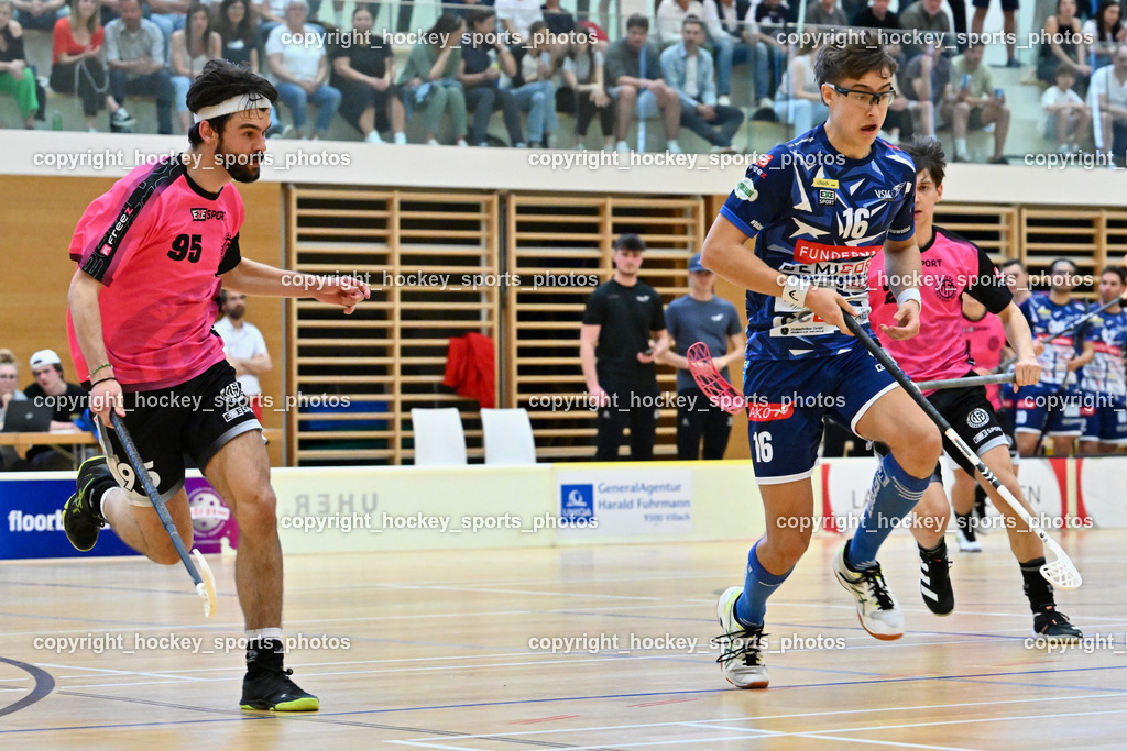 VSV Unihockey vs. Wiener Floorballferein 6.4.2024 | #95 Niklas Felsberger Wiener Floorballverein, #16 Manuel Flaschberger VSV Unihockey, VSV Unihockey vs. Wiener Floorballferein 6.4.2024, VSV Unihockey vs. Wiener Floorballferein  am 06.04.2024 in Villach (Ballspielhalle St. Martin), Austria, (Photo by Bernd Stefan)