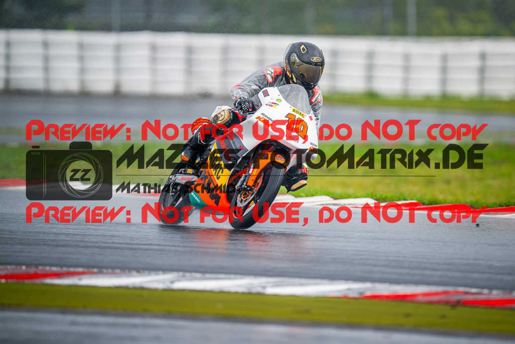 MaZZes_FotoMatrix_240830_6007705_2528 | SSP300