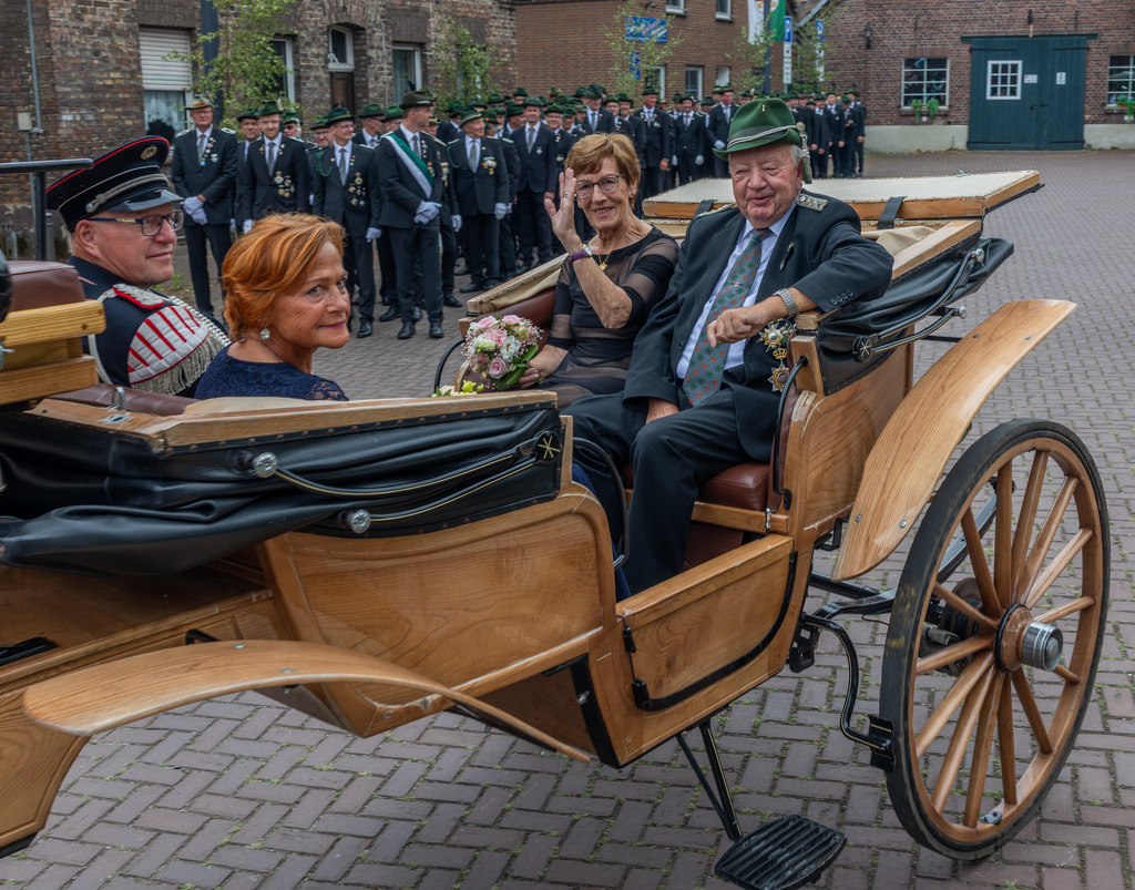 top-top.de-250705-032 | Foto, Video, Fotografie, Videografie, Fotobox, DJ, Discjockey, Musik, Musikbox, Veranstaltung, Photobooth, Amazon, Ebay, Buchtipp, Bestseller, Autor, Verlag, Buch, Wesel, Hamminkeln, NRW, Dinslaken, Rees, Drohne, Hochzeit, Party, Fotobox, Wesel, Fotograf