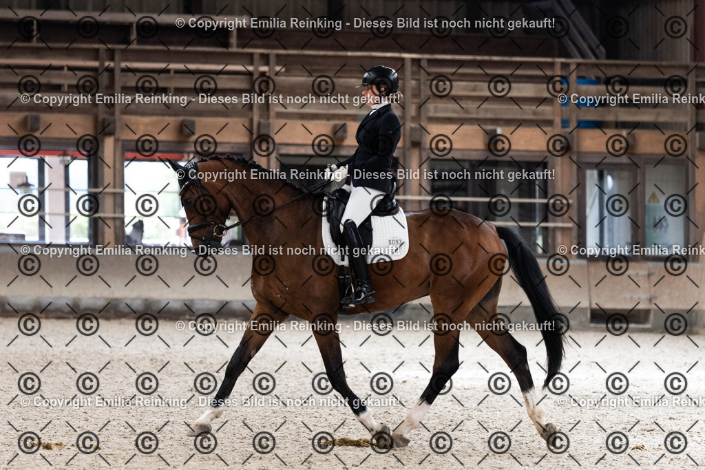 CL5A1346 | Emilia Reinking Fotografie - Realisiert mit Pictrs.com