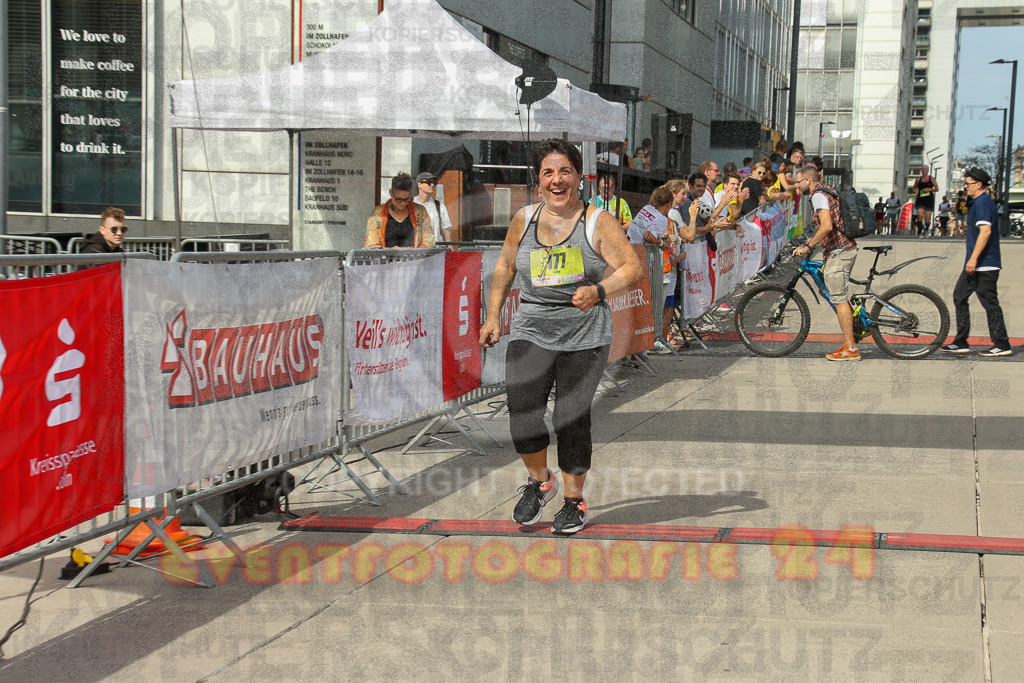 250920_1340_EX1_6116 | Sportfotografie im Rhein-Sieg Kreis, Köln, Bonn, NRW, Rheinland Pfalz, Hessen, etc. Unser Tätigkeitsfeld umfasst den Laufsport vom Volkslauf über den Marathon, Duathlon, Triathon bis zum Ultralauf wie Kölnpfad Ultra oder Schindertrail.