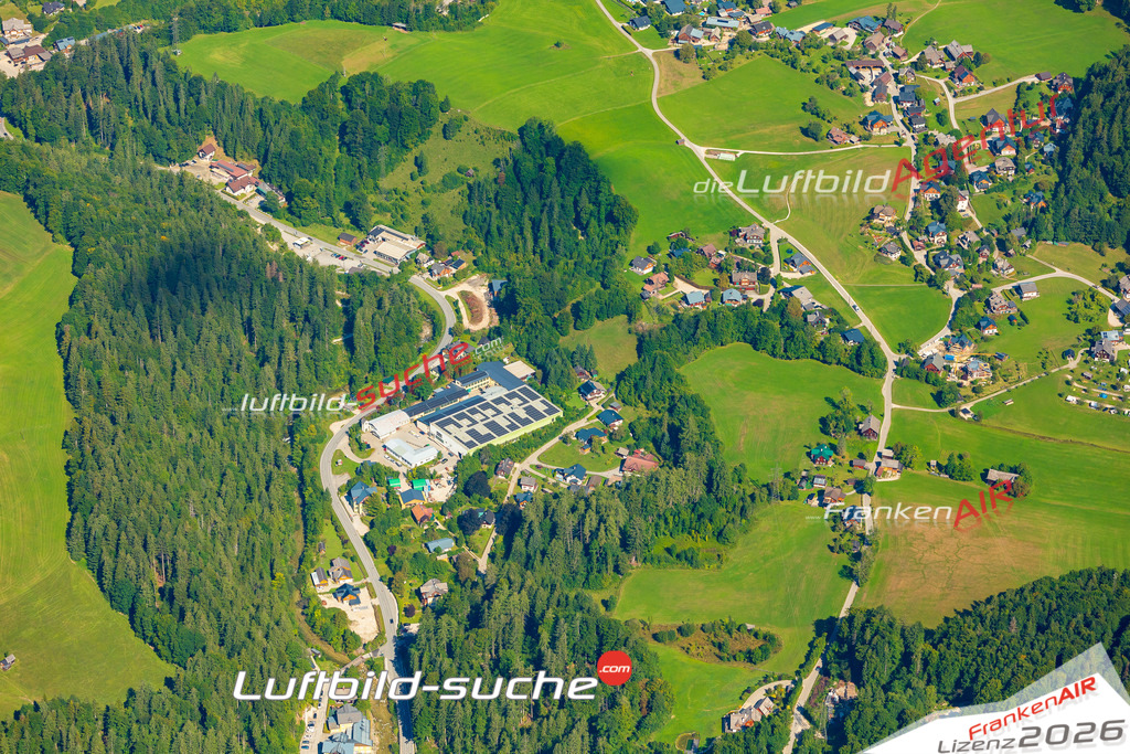 Luftaufnahme von Arzleiten Altaussee Bild- Das Luftbild wurde 2025 vom UL-Flugzeug heraus erstellt ( keine Drohne ) - Hochauflösende Luftaufnahme -Nicht vergleichbar mit Google Maps oder Satelittenbilder- Die Geschenkidee !Mit Lizenz und Bildrechte bestellbar