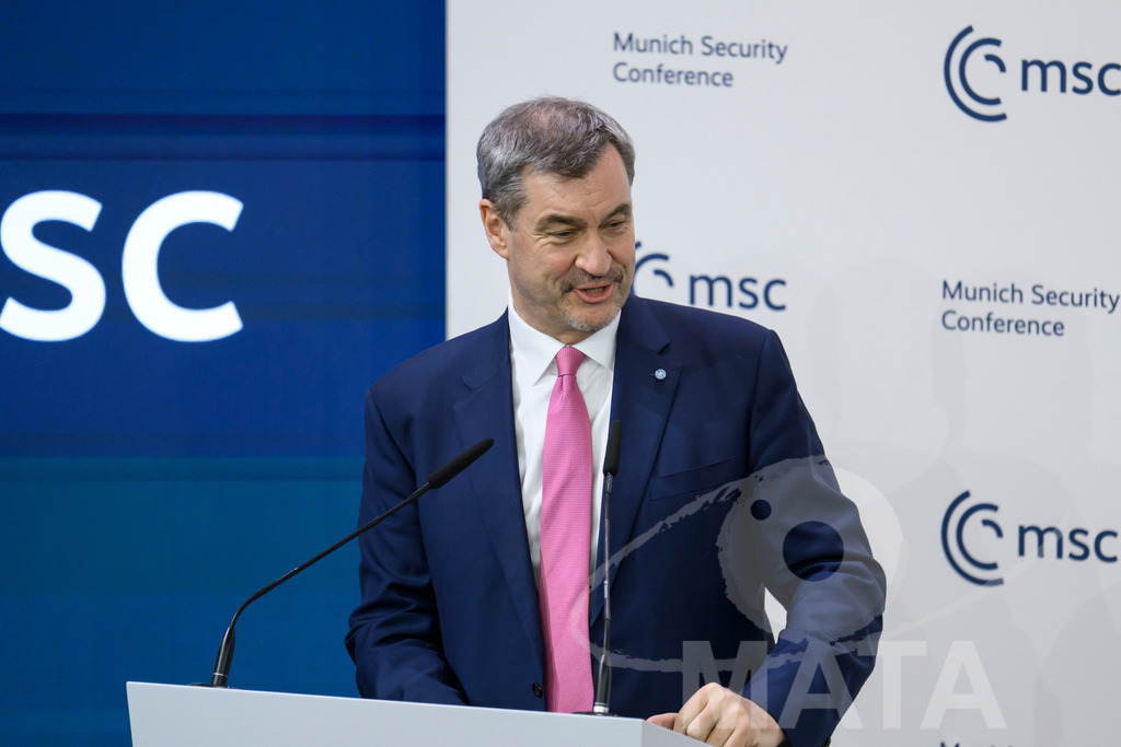 _DWA4472 | MATA IndoCon - Realisiert mit Pictrs.com