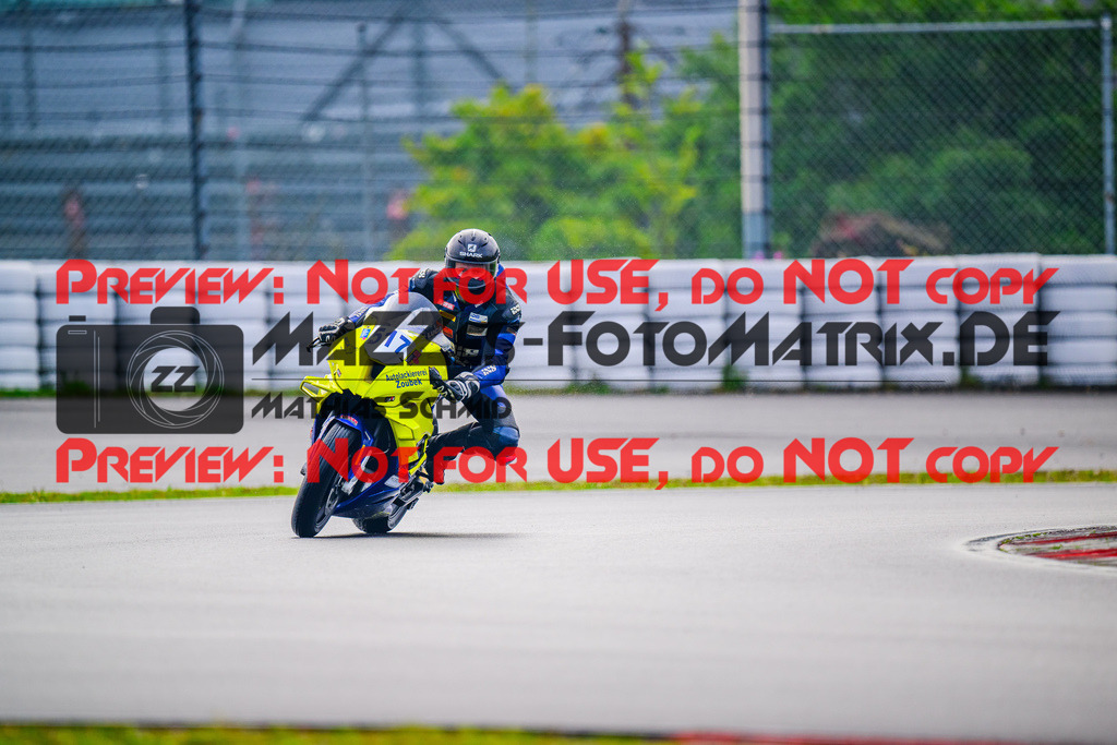 MaZZes_FotoMatrix_240910_6007705_1408 | Fotograf Mathias Schmid
Sportfotograf,
Eventfotograf,
Hochzeitsfotograf,
Portraitfotograf