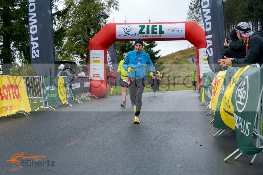 50Hertz-Zielbilder Herbstlauf | Rennsteig-Herbstlauf am 5. Oktober 2025 - Neuhaus/Rwg. nach Masserberg