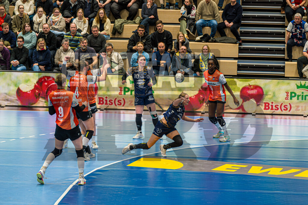 Handball I Frauen I Saison 2025-2026 I Bundesliga I Buxtehuder SV - HSG Blomberg-Lippe | CONTRAST ZERØ MEDIA - Realisiert mit Pictrs.com