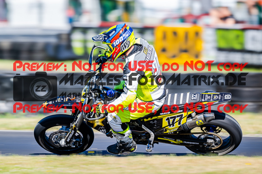 MaZZes_FotoMatrix_220703_6819 | S1