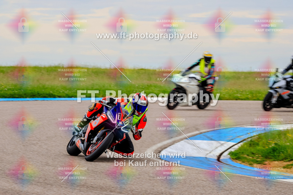 MotoTeam-2028 | Hier findet Ihr Bilder von Touristenfahrten auf der Nürburgring Nordschleife oder von anderen Veranstaltungen die ich besucht habe. Viel Spass beim Durch Schauen 