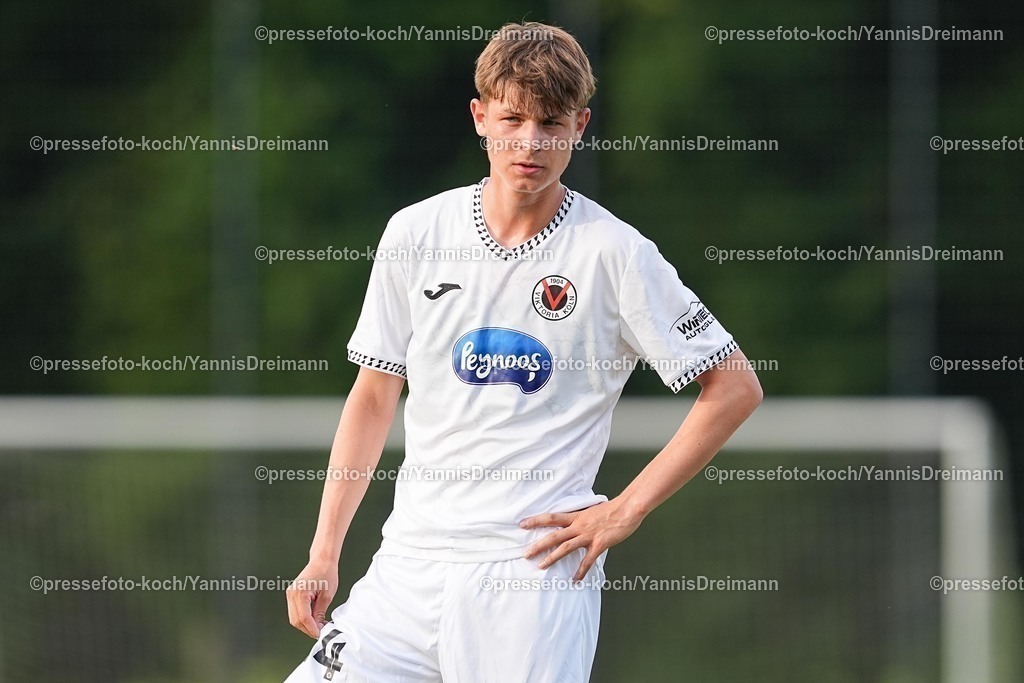 xYDR04072501047 | 04.07.2025, xydrx, Fußball, FC Viktoria Köln - SC Wiedenbrück, Testspiel, Trainingsplatz Pohlstadtsweg: Raphael Ott (Viktoria Köln #14)