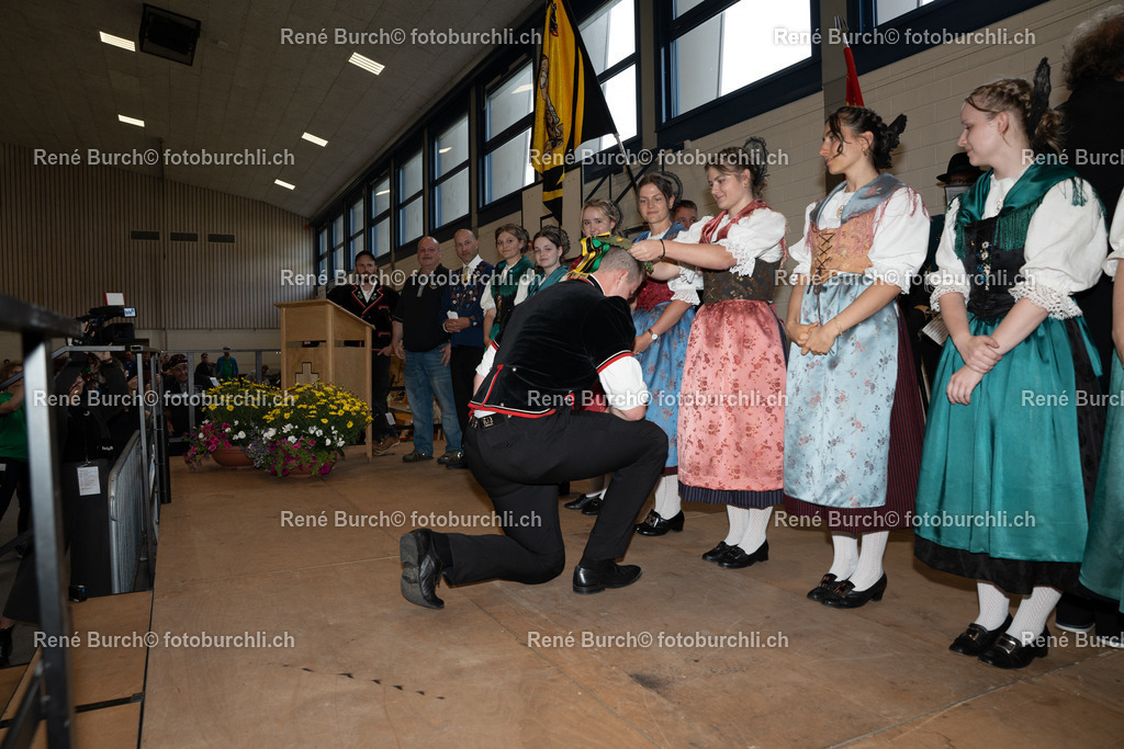 BR_07585 | René Burch leidenschaftlicher Fotograf aus Kerns in Obwalden.  Hier finden sie Sport, Landschaft und Natur Fotografie.
 - Realisiert mit Pictrs.com