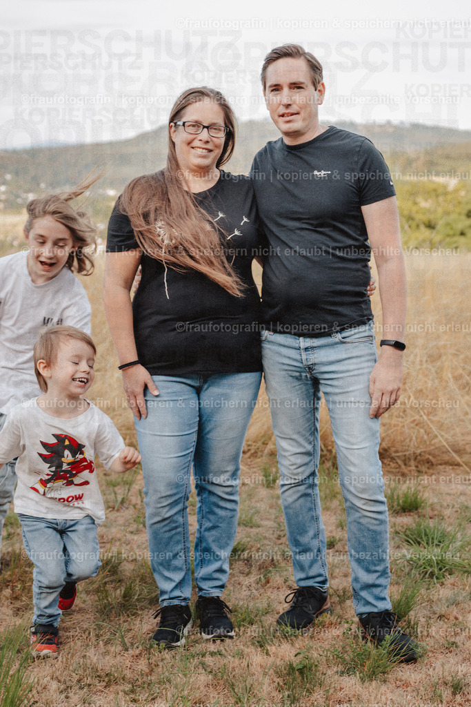 Fraufotografin_O3A2150 | Isabelle Schiminski ist ein Kitafotograf für Wiesbaden, Rheingau, Kiedrich, Untertaunus, Bad Schwalbach, Taunusstein und Mainz