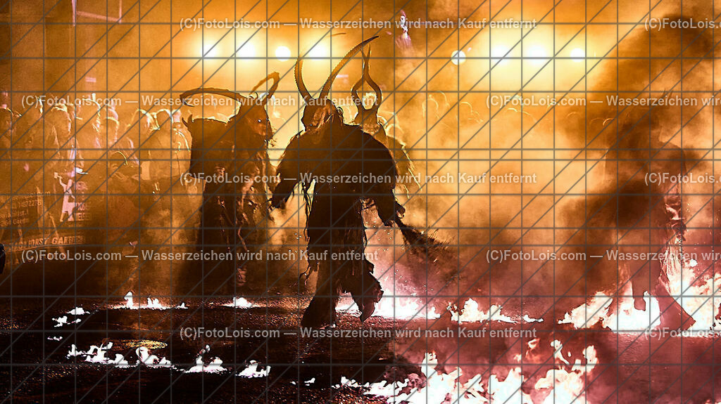 ALP7660_PerchtengruppenTreffen Gaming | (C)FotoLois.com, Alois Spandl. Perchtengruzppentreffen in Gaming am Badparkplatz, Fr 5. Januar 2024.