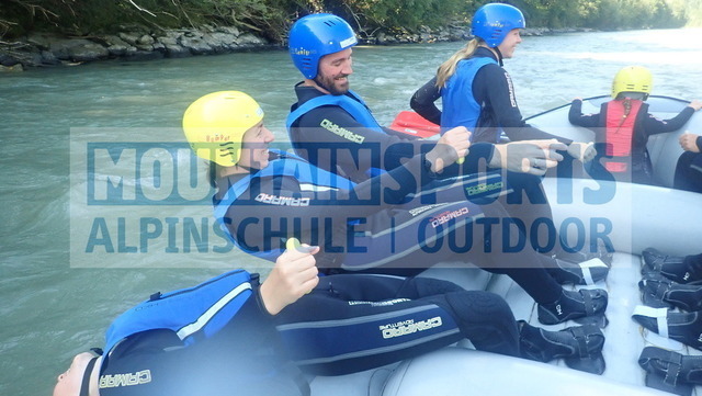 P8120015 | Bestelle die Bilder deines Berg- oder Wasser-Abenteuers mit Mountain Sports bequem von zu Hause aus direkt über unseren Online Fotoshop von pictrs.com. - Realisiert mit Pictrs.com
